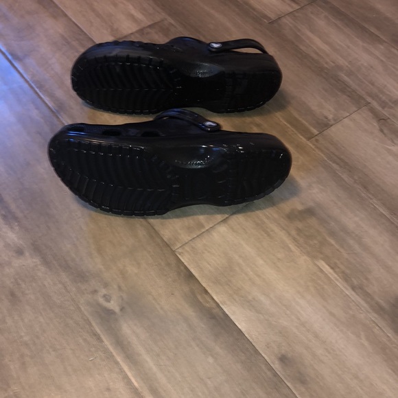 Mens Crocs - Picture 2 of 2